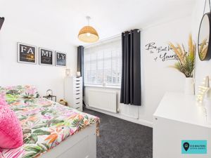 Bedroom- click for photo gallery